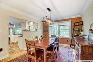 8 Willis Ct, East Brunswick Township, NJ 08816 - Photo 7