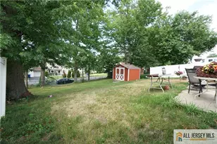 22 Lowell St, Iselin, NJ 08830 - Photo 23