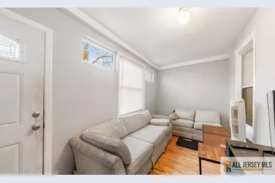 28 Oak Lane, Trenton, NJ 08618 - Photo 7