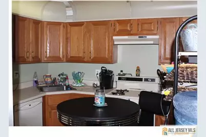 388 Lancaster Court, Piscataway Township, NJ 08854 - Photo 3