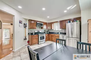 54 Davids Ct, South Brunswick Township, NJ 08810 - Photo 9