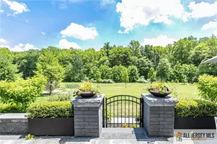 40 Inverness Dr, South Brunswick Township, NJ 08824 - Photo 3