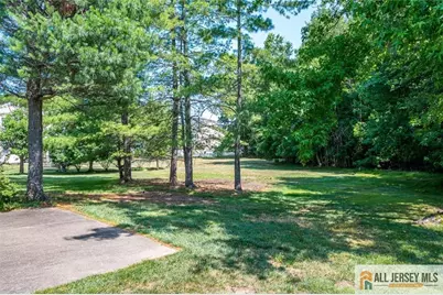 33 Tall Oaks Court, Old Bridge Township, NJ 08857 - Photo 17