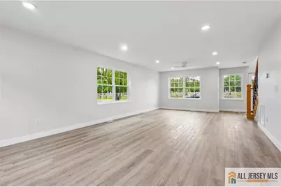 101 Saint Stephens Avenue, Woodbridge Township, NJ 08832 - Photo 5