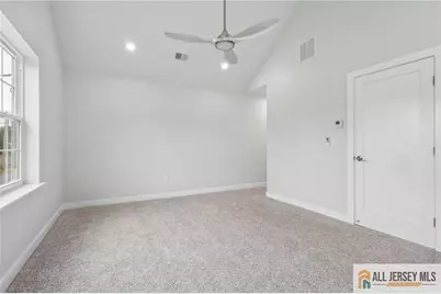 101 Saint Stephens Avenue, Woodbridge Township, NJ 08832 - Photo 13