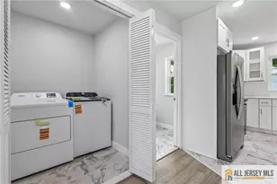 101 St Stephens Ave, Woodbridge Township, NJ 08832 - Photo 11