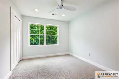 101 Saint Stephens Avenue, Woodbridge Township, NJ 08832 - Photo 19