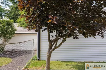 [Address not provided], Metuchen, NJ 08840 - Photo 29