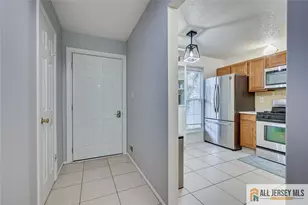 19 Folkstone Ct, North Brunswick Township, NJ 08902 - Photo 3