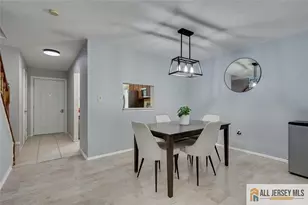 19 Folkstone Ct, North Brunswick Township, NJ 08902 - Photo 5