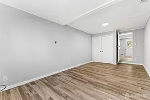 14 Mayling Ct, Edison, NJ 08837 - Photo 27