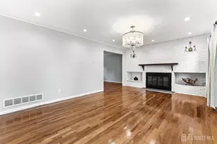 14 Mayling Ct, Edison, NJ 08837 - Photo 7