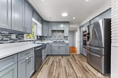 14 Mayling Court, Edison, NJ 08837 - Photo 13