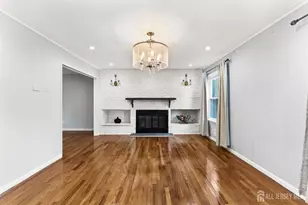 14 Mayling Ct, Edison, NJ 08837 - Photo 5