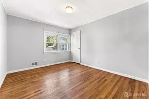 14 Mayling Ct, Edison, NJ 08837 - Photo 37