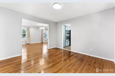 14 Mayling Court, Edison, NJ 08837 - Photo 11