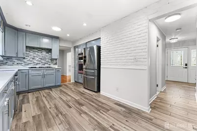 14 Mayling Court, Edison, NJ 08837 - Photo 15