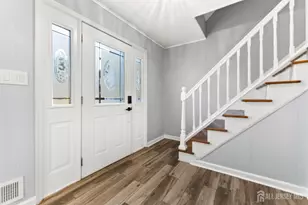 14 Mayling Ct, Edison, NJ 08837 - Photo 3