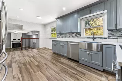 14 Mayling Court, Edison, NJ 08837 - Photo 17