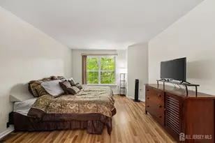 186 Sunshine Dr, Piscataway Township, NJ 08854 - Photo 17