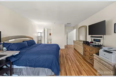 [Address not provided], Piscataway Township, NJ 08854 - Photo 13