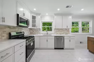 16 Hershey Rd, East Brunswick Township, NJ 08816 - Photo 11