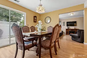 3 Letts Ct, Sayreville, NJ 08872 - Photo 7
