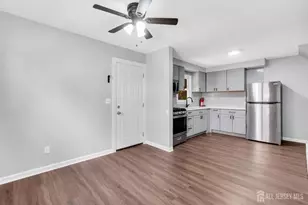 368-370 Voorhees Ave, Middlesex, NJ 08846 - Photo 7