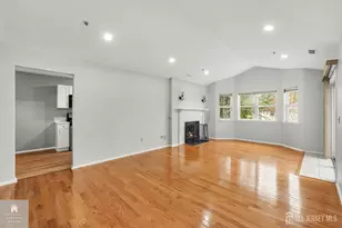 351 Ventnor Ct, Piscataway Township, NJ 08854 - Photo 3