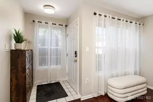 604 Crest Stone Cir, South Brunswick Township, NJ 08540 - Photo 5