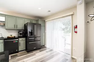 604 Crest Stone Cir, South Brunswick Township, NJ 08540 - Photo 13