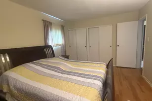 652 Holly Ln, North Brunswick Township, NJ 08902 - Photo 19