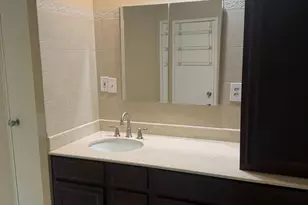 652 Holly Ln, North Brunswick Township, NJ 08902 - Photo 37