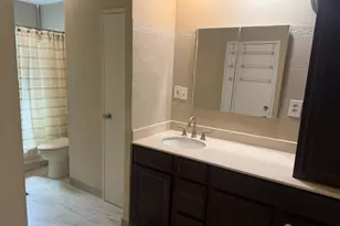 652 Holly Ln, North Brunswick Township, NJ 08902 - Photo 33