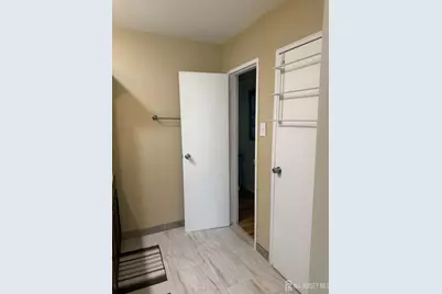652 Holly Lane, North Brunswick Township, NJ 08902 - Photo 31