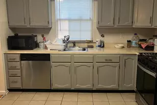 404 Maplecrest Rd, Edison, NJ 08820 - Photo 5
