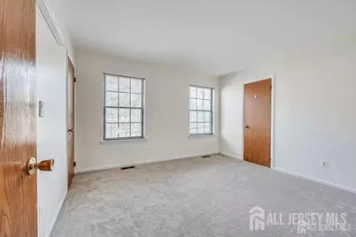 404 Maplecrest Road, Edison, NJ 08820 - Photo 7