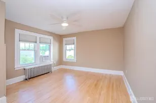 215 New York Ave, New Brunswick, NJ 08901 - Photo 19