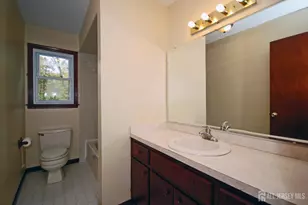 6 Heather Ln, Middlesex, NJ 08846 - Photo 23