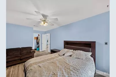 320 Knight Court, Old Bridge Township, NJ 08857 - Photo 17