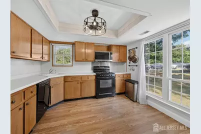 320 Knight Court, Old Bridge Township, NJ 08857 - Photo 5