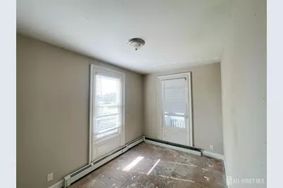 173 Clinton Street, South Bound Brook, NJ 08880 - Photo 5