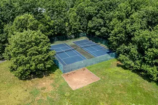 162 Coppertree Ct, Edison, NJ 08820 - Photo 29