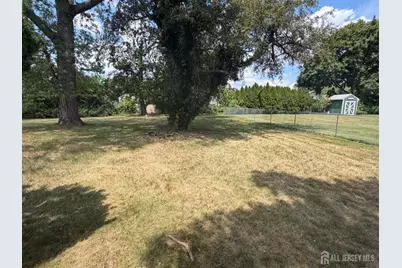 13 Chalmers Road, East Brunswick Township, NJ 08816 - Photo 17