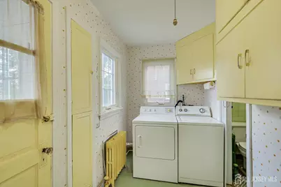 289 Hazel Place, Union Township, NJ 07083 - Photo 11