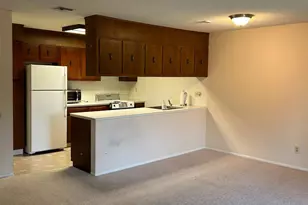 278 Crosse Dr, Monroe Township, NJ 08831 - Photo 3