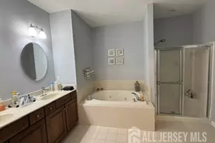 61 Diamond Spring Dr, Monroe Township, NJ 08831 - Photo 17