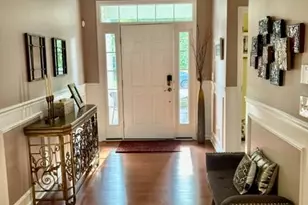 61 Diamond Spring Dr, Monroe Township, NJ 08831 - Photo 5