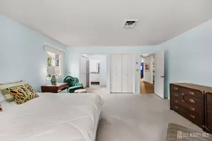 46 Independence Dr, East Brunswick Township, NJ 08816 - Photo 15