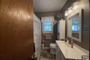 39 Stratford Rd, East Brunswick Township, NJ 08816 - Photo 15